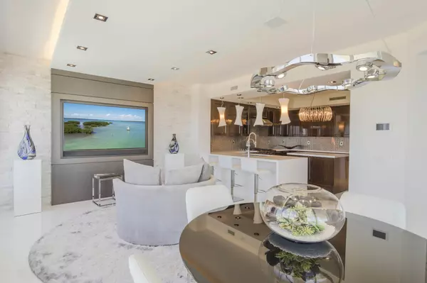 Singer Island, FL 33404,2700 N Ocean DR 503a