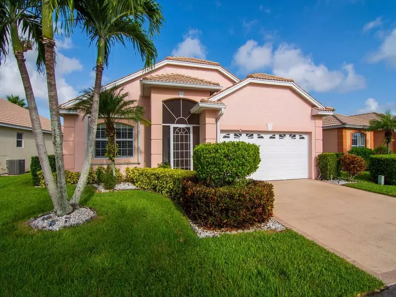 865 NW Sorrento LN, Port Saint Lucie, FL 34986