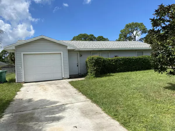 Port Saint Lucie, FL 34983,1154 SE Preston LN