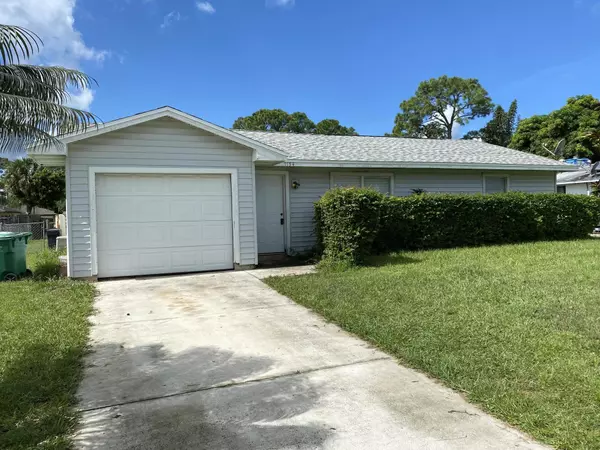 Port Saint Lucie, FL 34983,1154 SE Preston LN