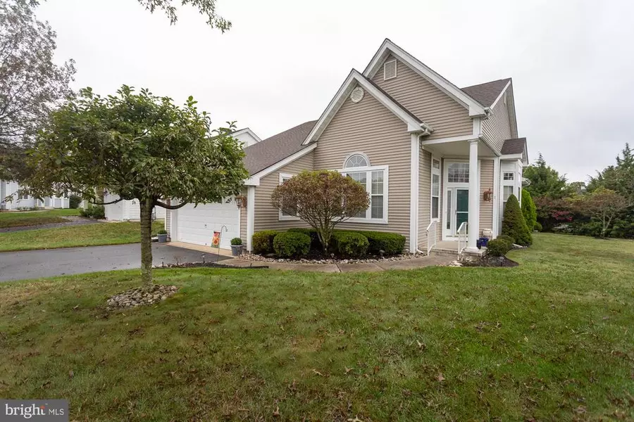 7 TRICKLE CT, Barnegat, NJ 08005