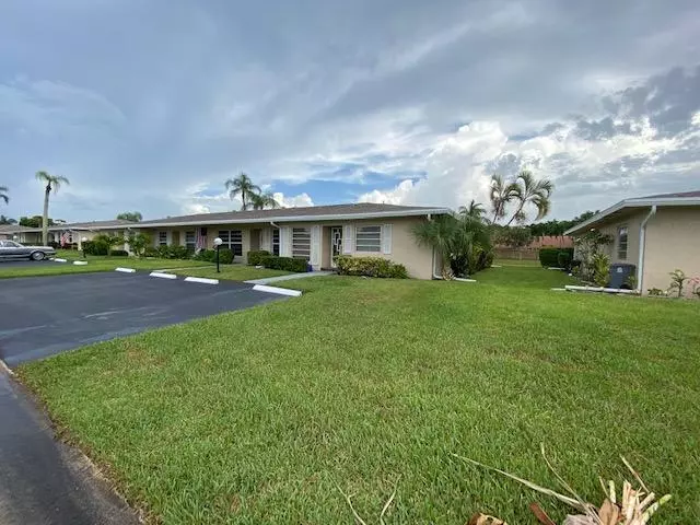 Boca Raton, FL 33433,8920 Warwick DR