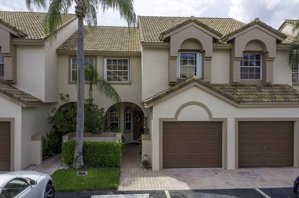 9427 Boca River CIR, Boca Raton, FL 33434