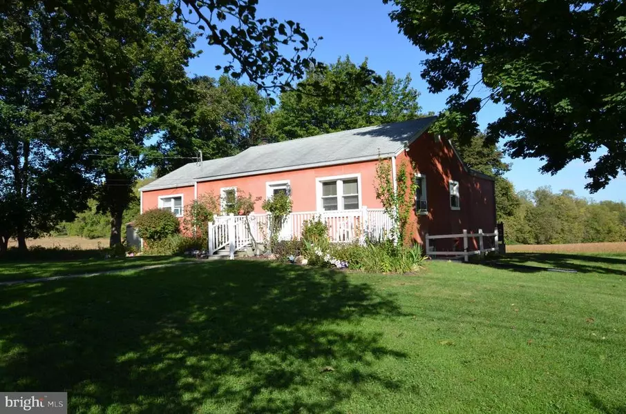2247 PIRMA AVE, Allentown, PA 18104