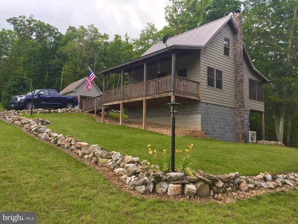 582 OAK RIDGE RD, Moyers, WV 26815