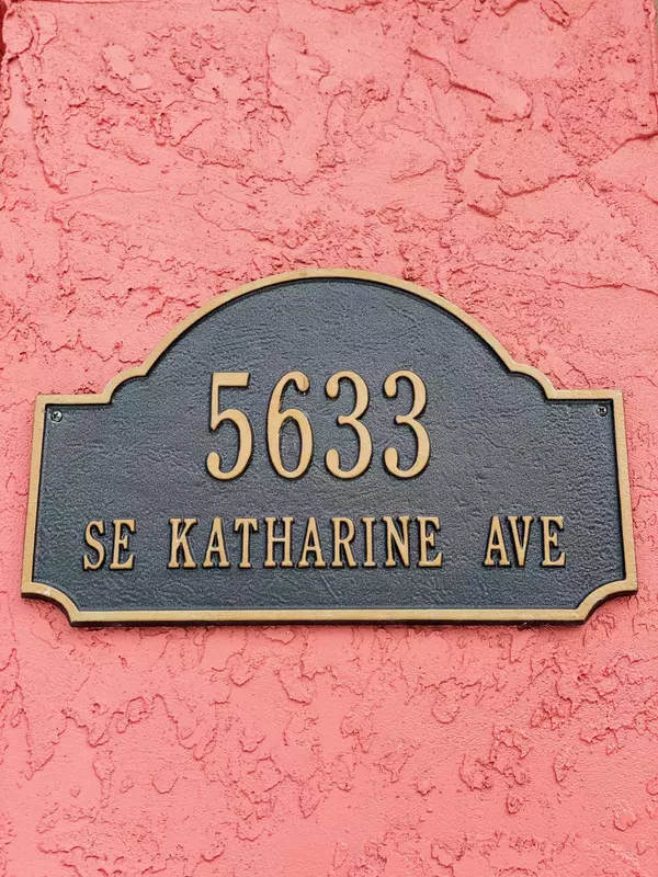 Stuart, FL 34997,5633 SE Katharine AVE