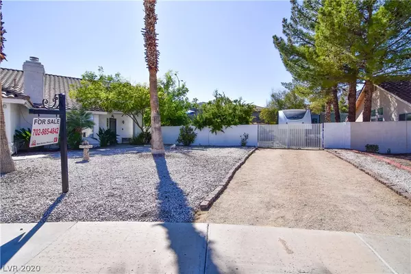 Henderson, NV 89002,833 Harbor Beach Court