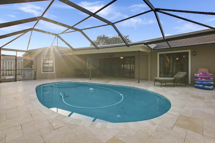 1110 Rainwood CIR, Palm Beach Gardens, FL 33410