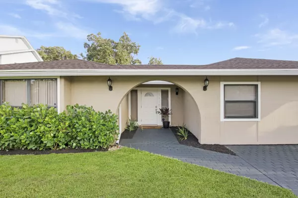 Palm Beach Gardens, FL 33410,1110 Rainwood CIR