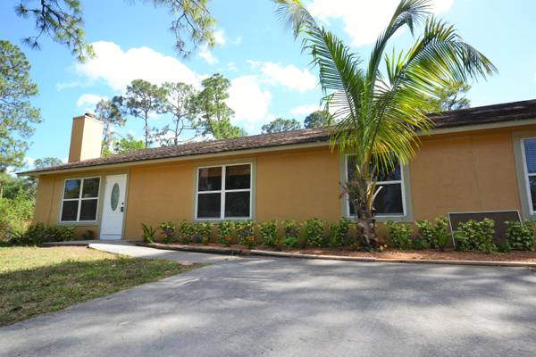 13398 N 46th CT, West Palm Beach, FL 33411