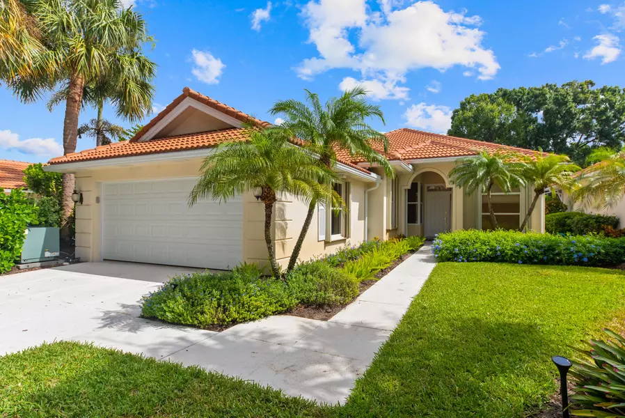 254 E Tall Oaks CIR, Palm Beach Gardens, FL 33410