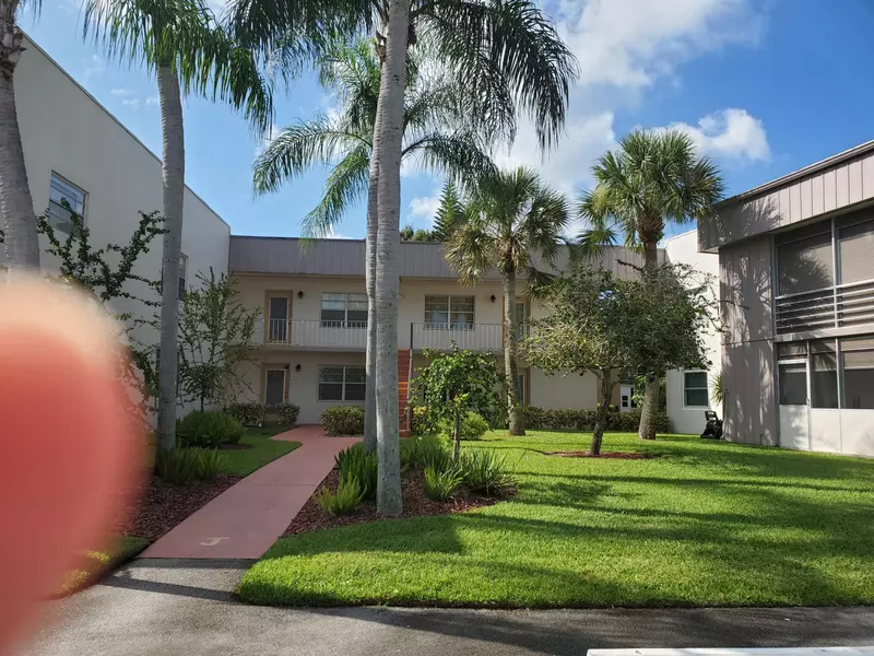 474 Capri J, Delray Beach, FL 33484