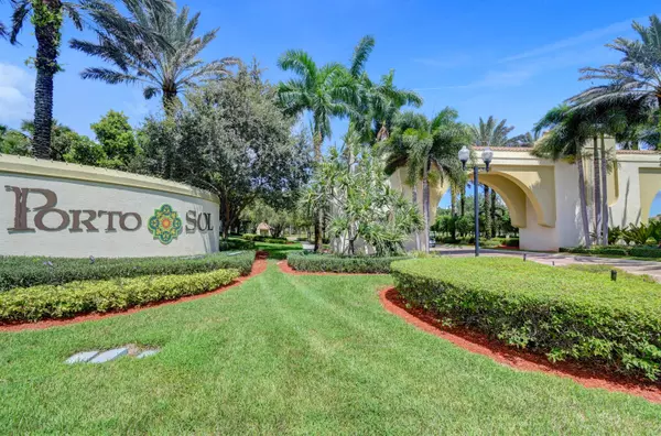 Royal Palm Beach, FL 33411,2704 Pienza CIR