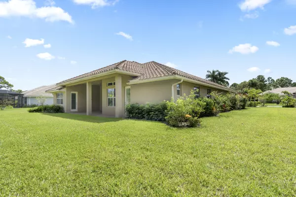 Fort Pierce, FL 34951,9412 Pinebark CT