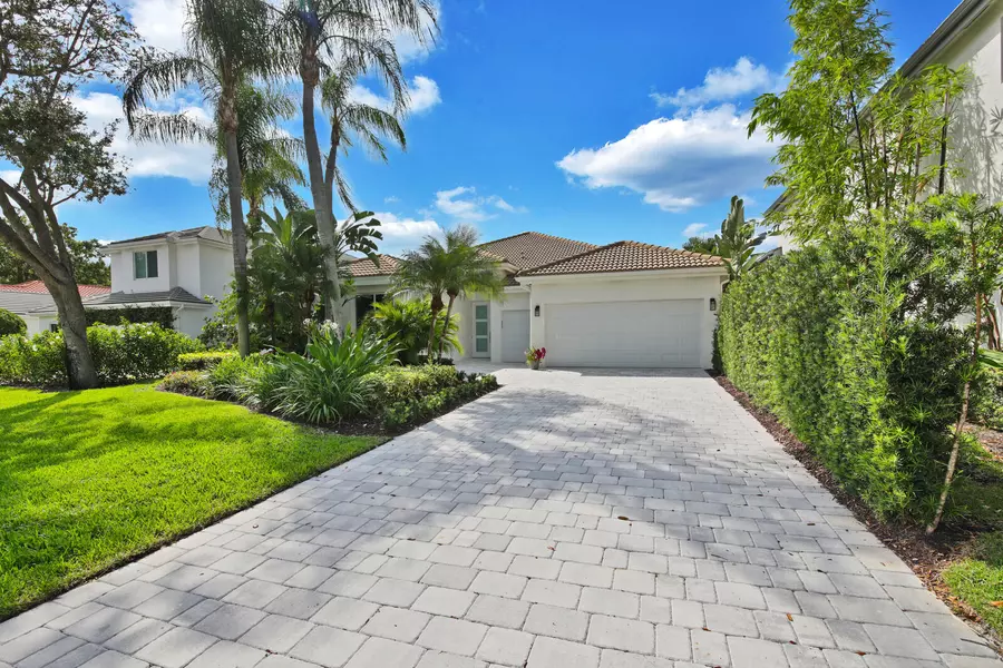 13249 Provence DR, Palm Beach Gardens, FL 33410