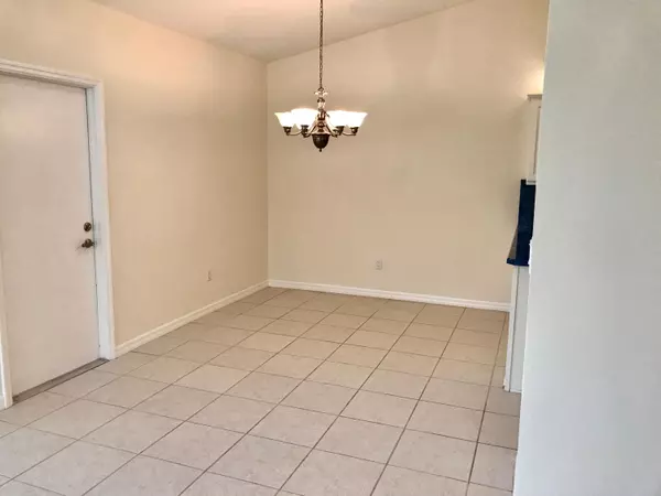 Fort Pierce, FL 34950,1543 Pheasant Walk B