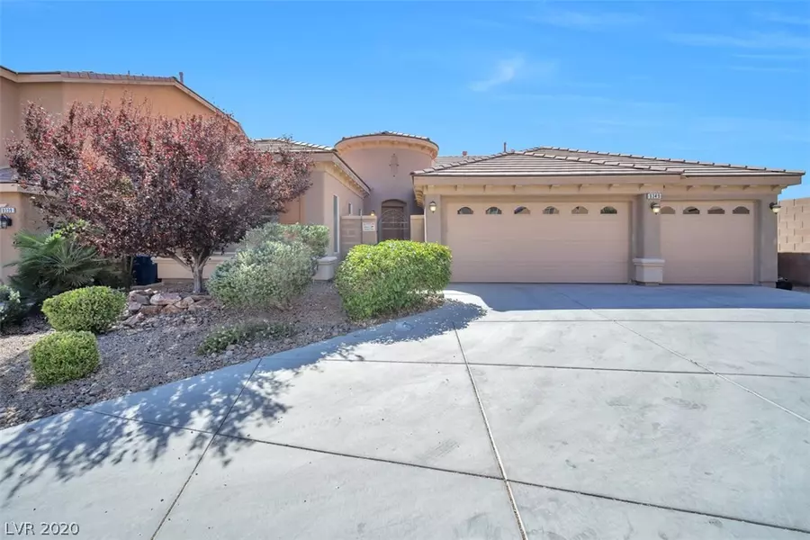 9349 Desert Heat Avenue, Las Vegas, NV 89178