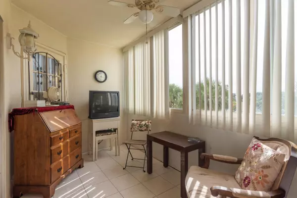 Lake Worth, FL 33467,3590 Via Poinciana 309