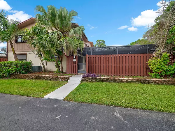 Lake Worth, FL 33463,4278 S Landar DR