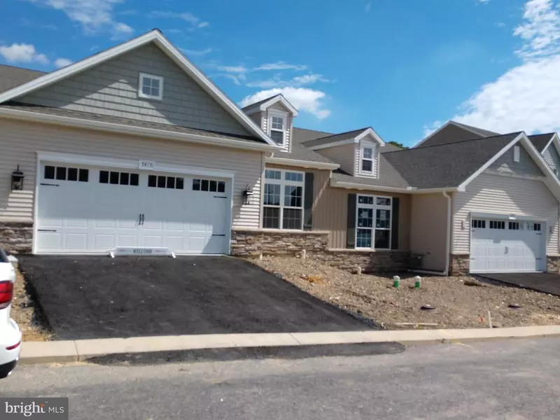 5545 MENDENHALL DR, Mechanicsburg, PA 17050