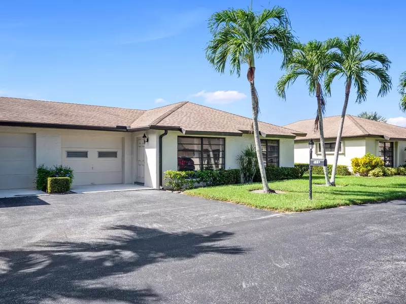 4857 Equestrian CIR B, Boynton Beach, FL 33436