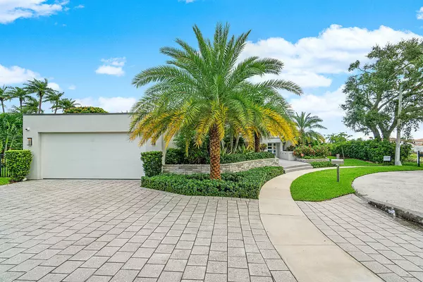 Boca Raton, FL 33486,601 Carriage Hill LN