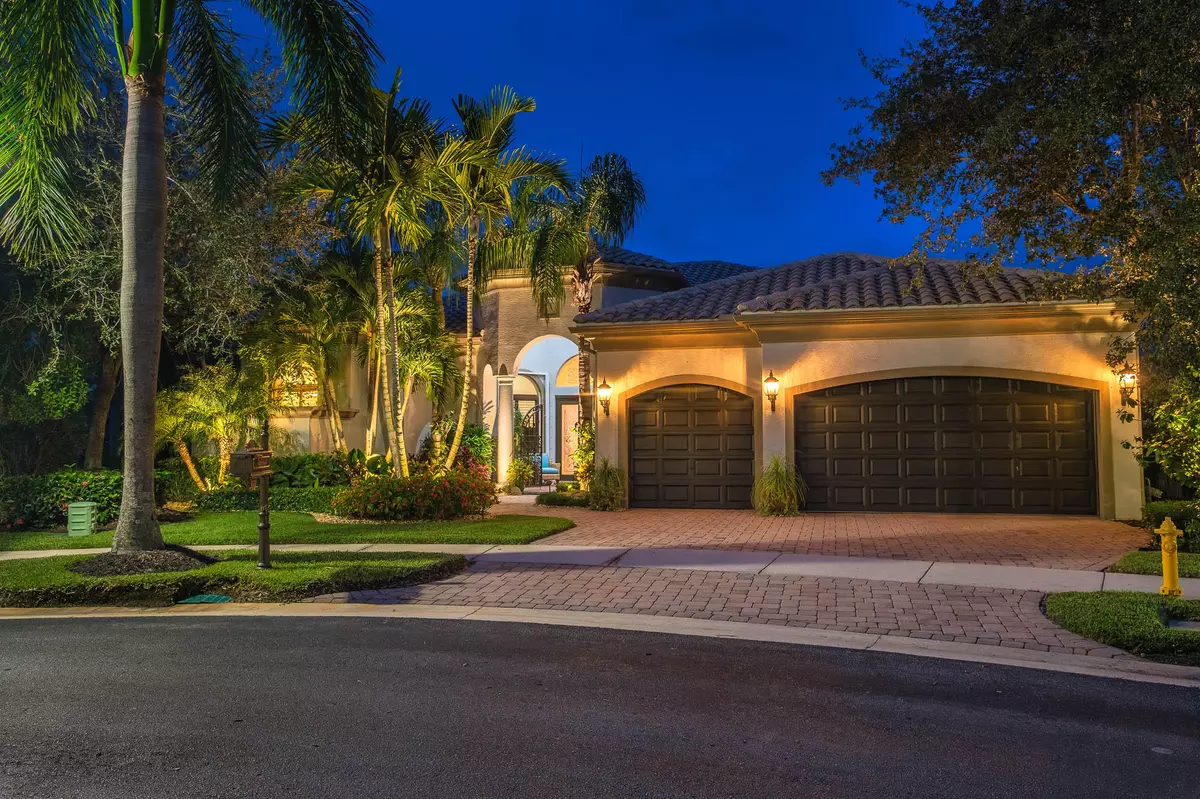 Palm Beach Gardens, FL 33418,131 Vizcaya Estates