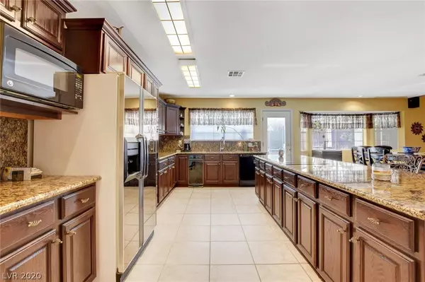 Las Vegas, NV 89117,1621 Fairgate Court
