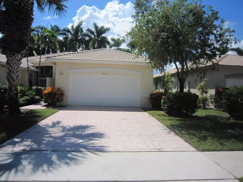 9735 S Crescent View DR, Boynton Beach, FL 33437