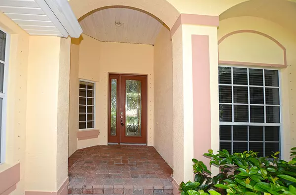 Vero Beach, FL 32968,260 Champagne CT