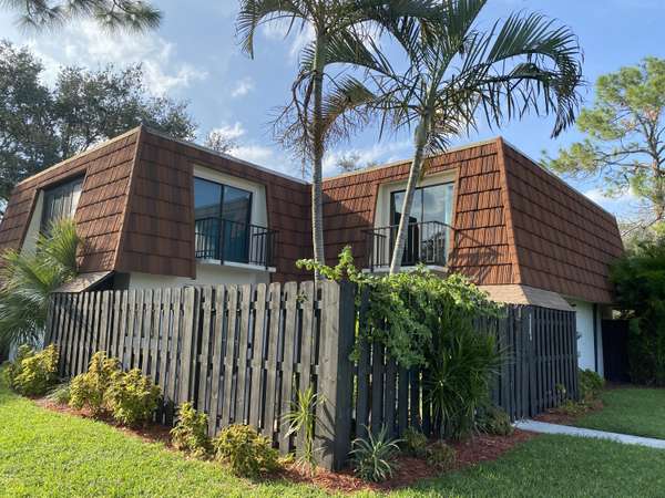 2141 White Pine CIR C, Greenacres, FL 33415