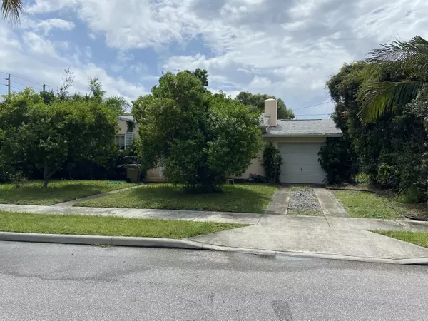 West Palm Beach, FL 33405,308 Winters ST