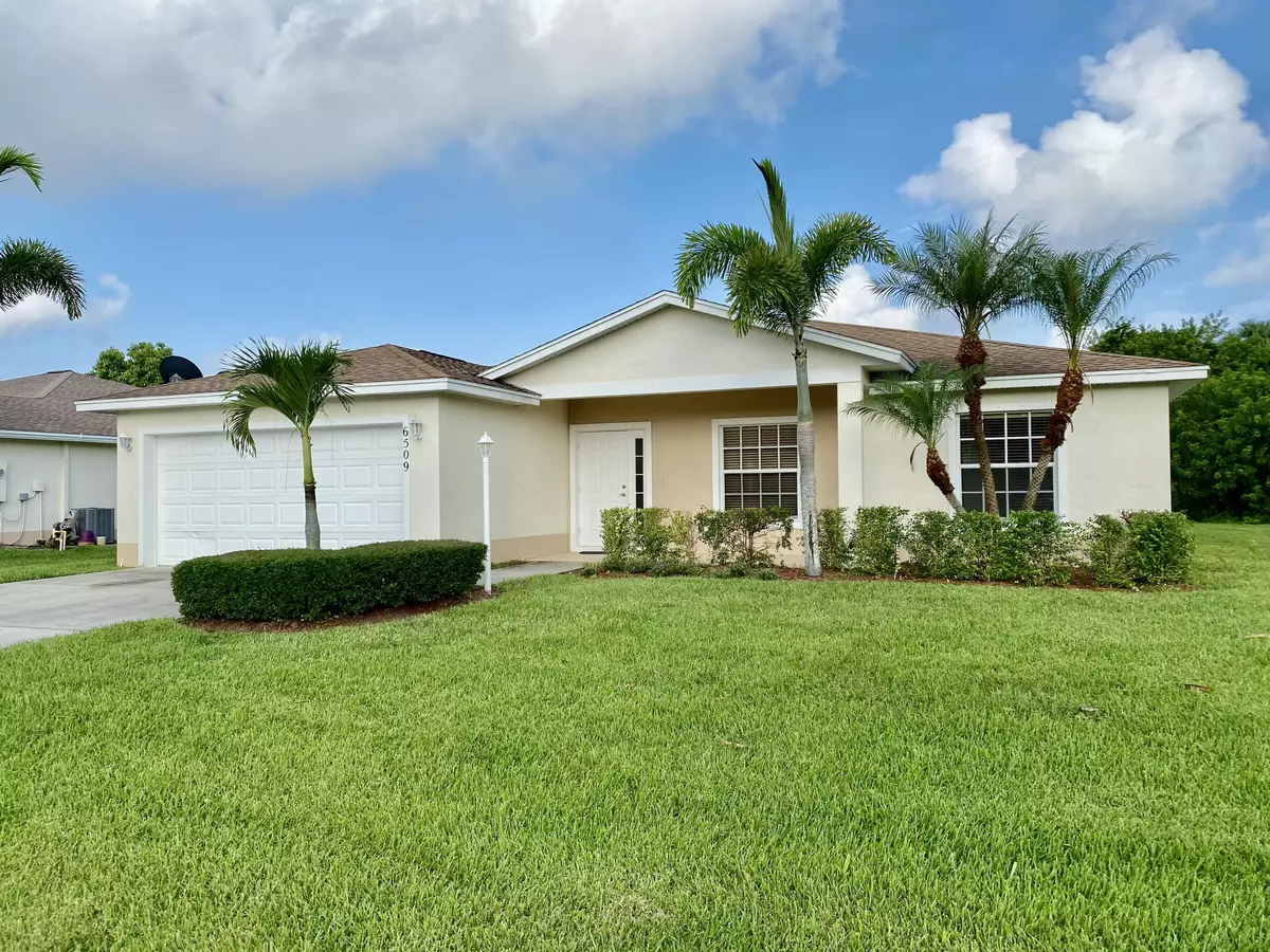 Port Saint Lucie, FL 34952,6509 NE Las Palmas WAY