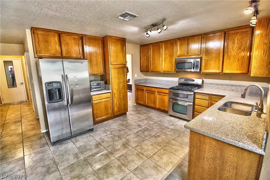 8378 Gresham Drive, Las Vegas, NV 89123