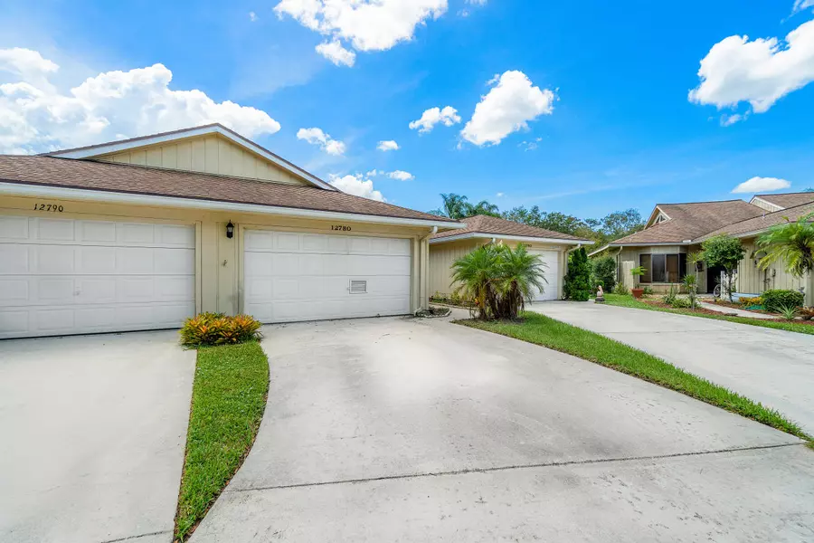 12780 SE Berwick CT, Hobe Sound, FL 33455