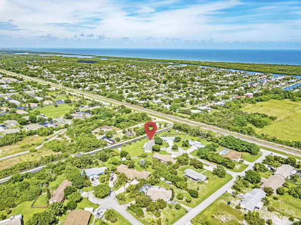 Hobe Sound, FL 33455,9570 SE Valley CT