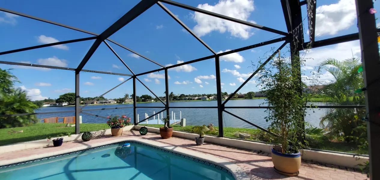 8321 Bonita Isle DR, Lake Worth, FL 33467