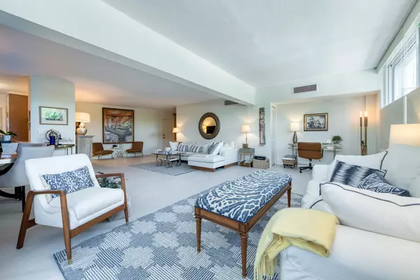 Palm Beach, FL 33480,44 Cocoanut Row 123b