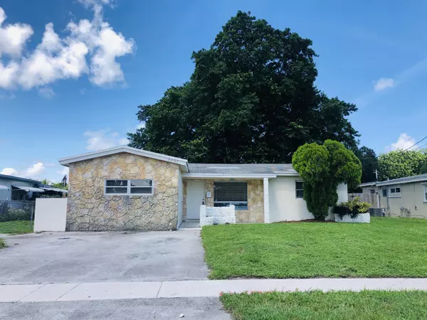 3601 NW 37th ST, Lauderdale Lakes, FL 33311