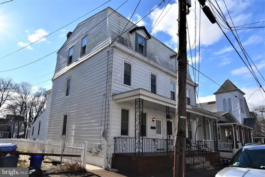 246 CONOVER ST, Burlington, NJ 08016