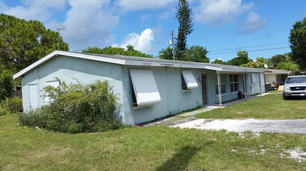 Fort Pierce, FL 34982,958 Revels LN