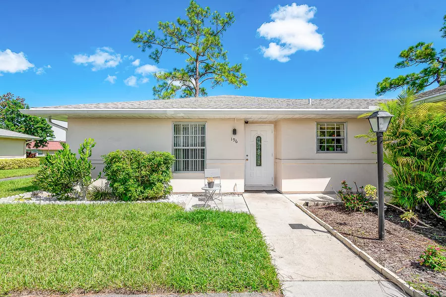 196 Cape Cod CIR 196, Lake Worth, FL 33467