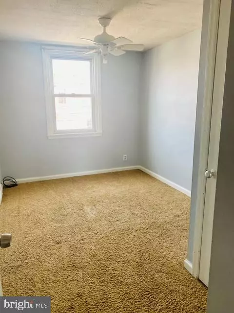 Philadelphia, PA 19136,7922 MARSDEN ST