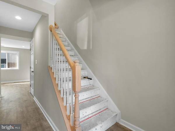 Sterling, VA 20164,210 GILES PL #7
