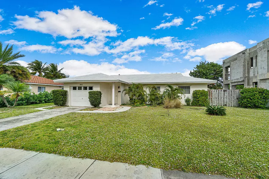 365 NE 2nd ST, Boca Raton, FL 33432