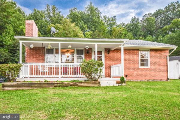 6842 STONEWALL JACKSON HWY, Front Royal, VA 22630