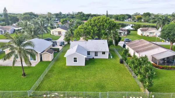 Boynton Beach, FL 33472,5472 Courtney CIR