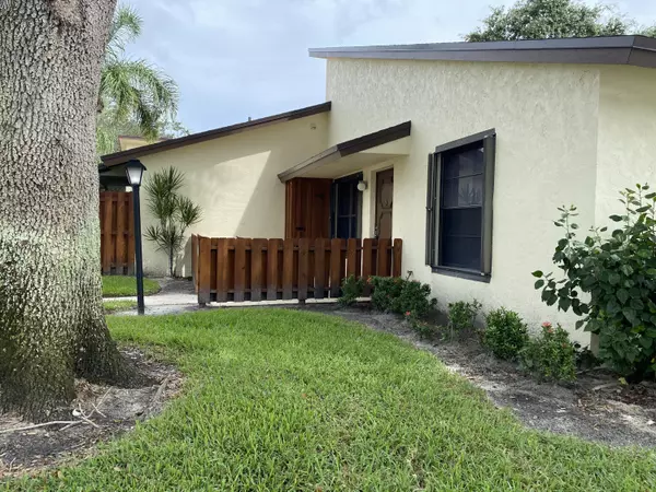 Hobe Sound, FL 33455,7911 SE Villa CIR