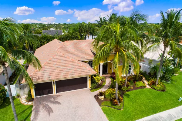 Tequesta, FL 33469,567 N Cypress DR