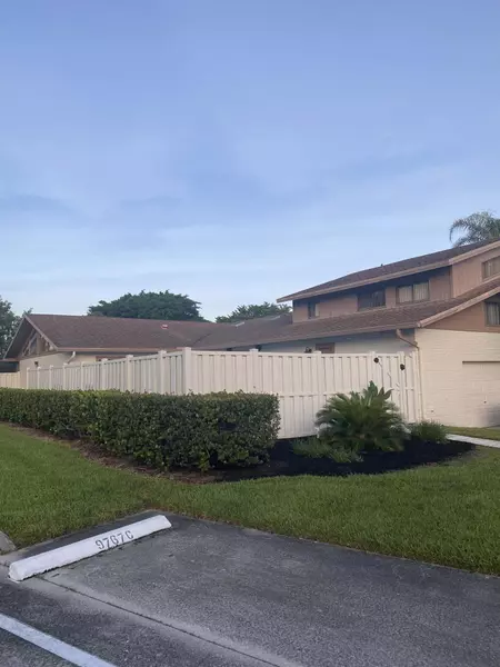 9767 Boca Gardens C Pkwy C, Boca Raton, FL 33496